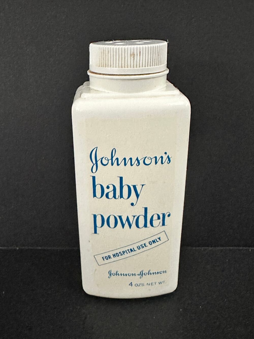 NOS Johnson's Baby Powder 4 oz Original Formula talc